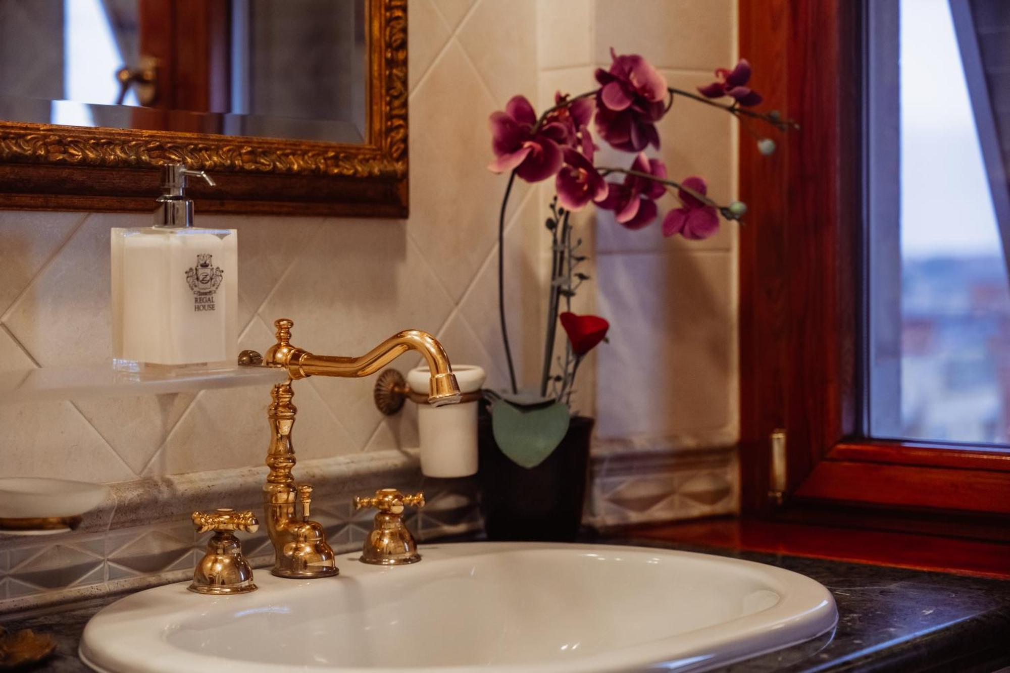 Regal House Roma Navigatori 23 호텔 외부 사진